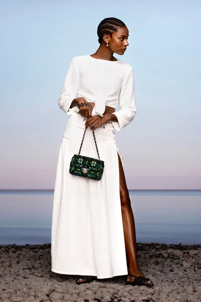 Look 25